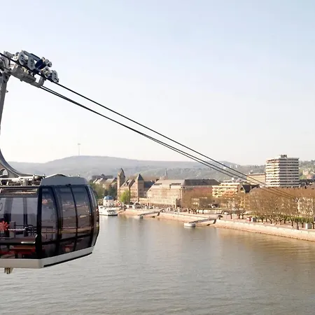 Ξενοδοχείο Hike By Simonis 2*