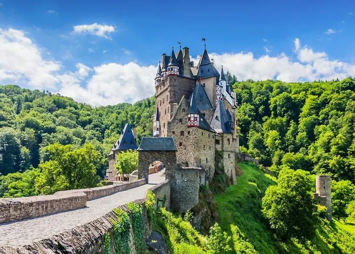 Hike By Simonis Coblença